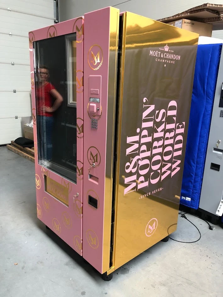 Vendingmachine in roze en goud