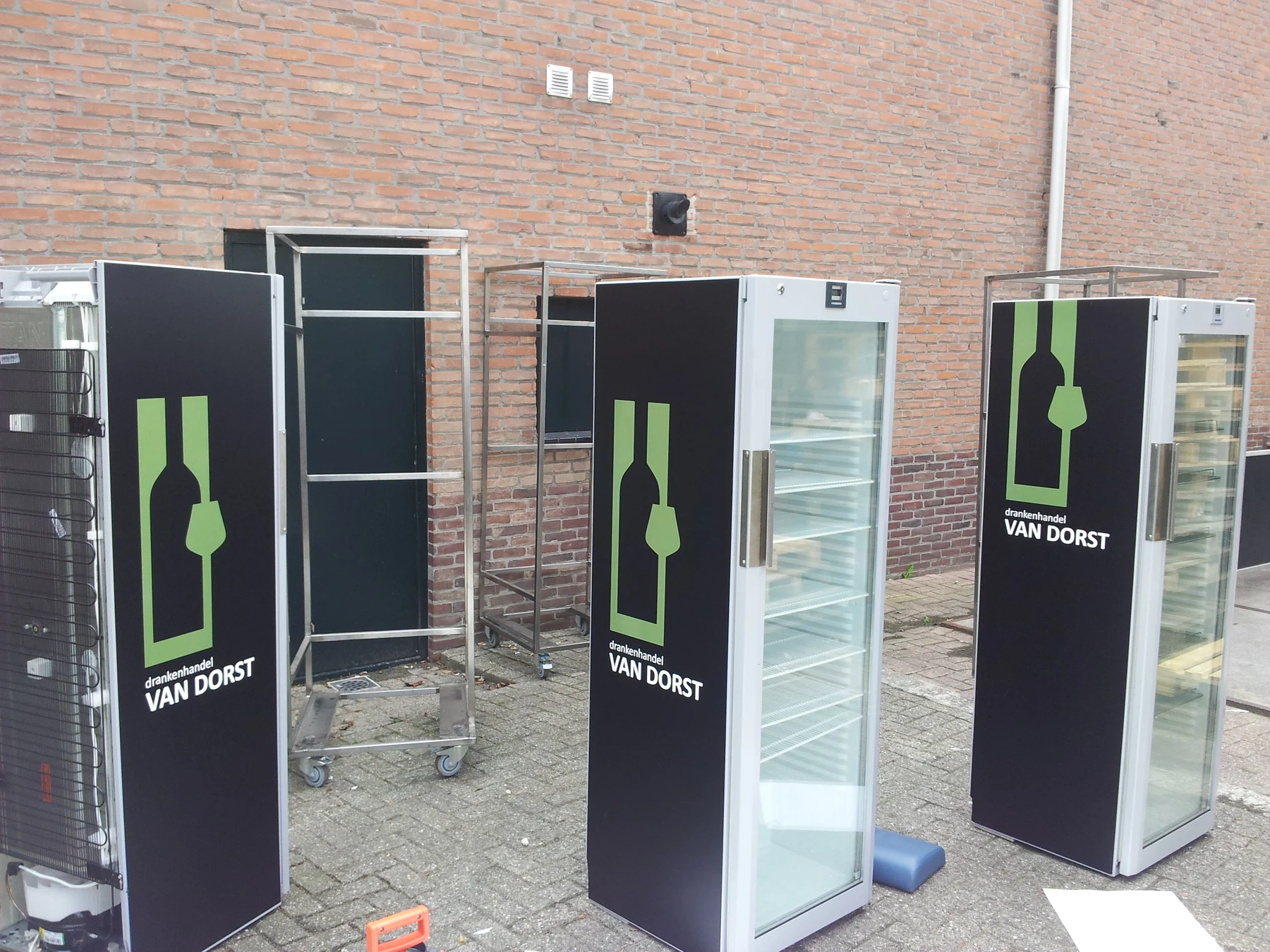Meerdere koelingen met dezelfde merkuitstraling
